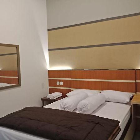 Amaya Guest House Syariah Alastuwo Kültér fotó